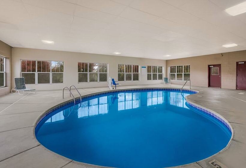 فندق Red Roof Inn & Suites Knoxville East