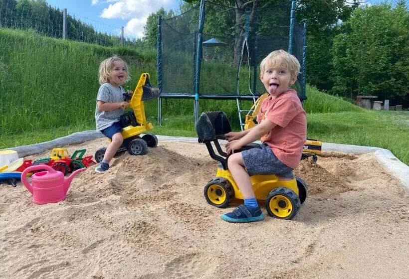 Majatalo Apartmány Chata Večernice