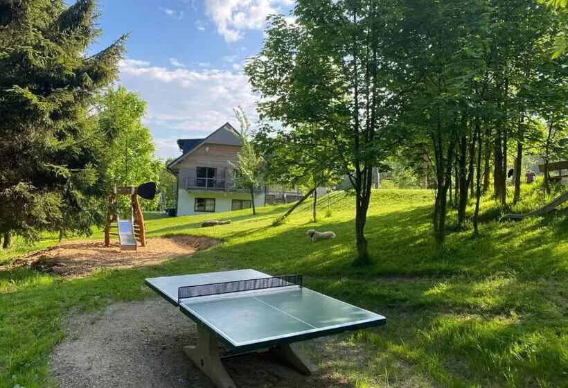 Majatalo Apartmány Chata Večernice