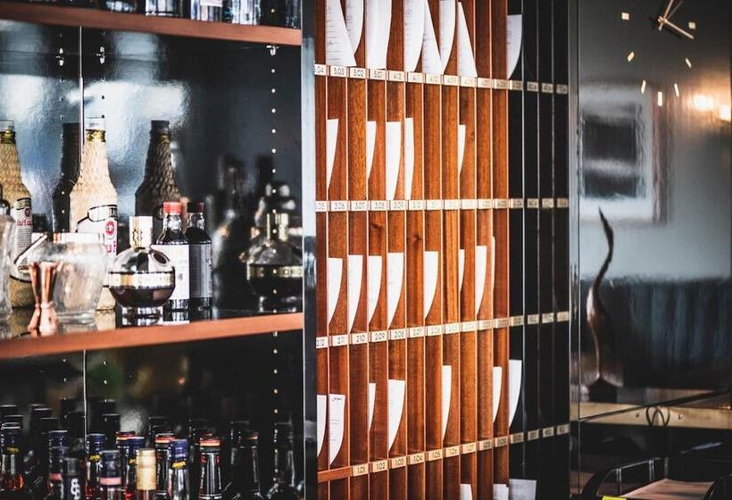 Henri Hotel Düsseldorf Downtown