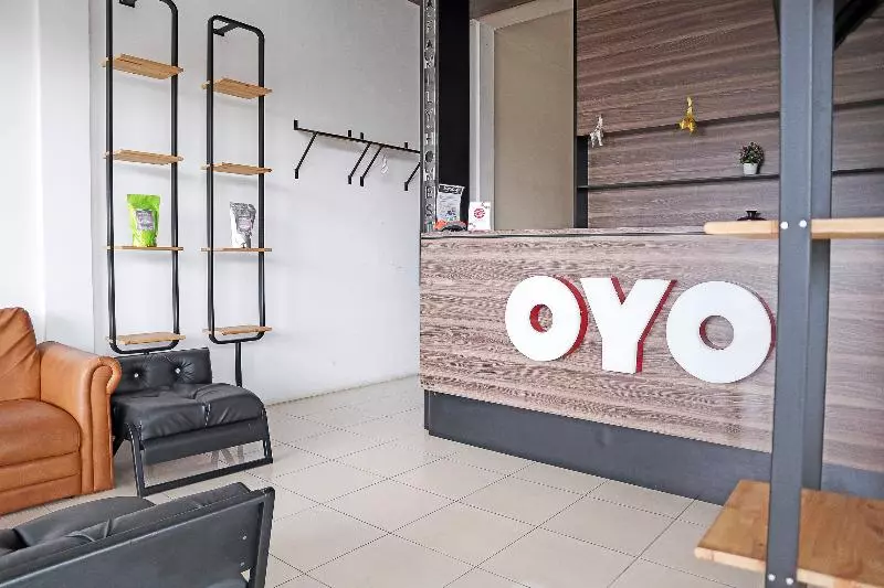 ホテル Oyo 1245 Mahkota Family Residence