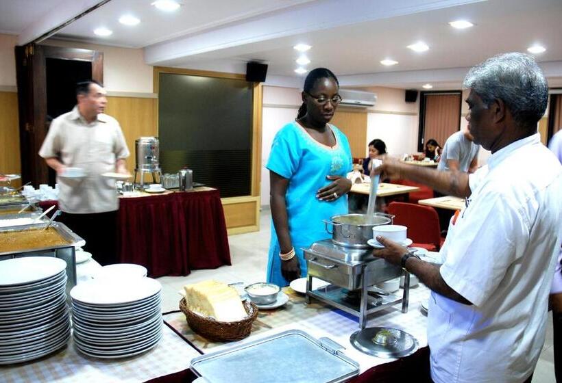 هتل Ywca International Centre