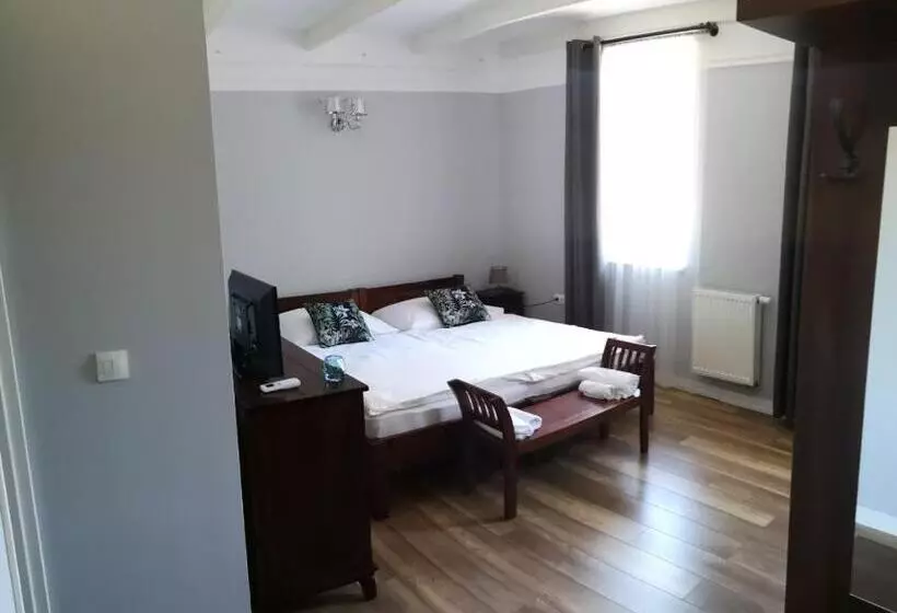 Majatalo Varga Villa