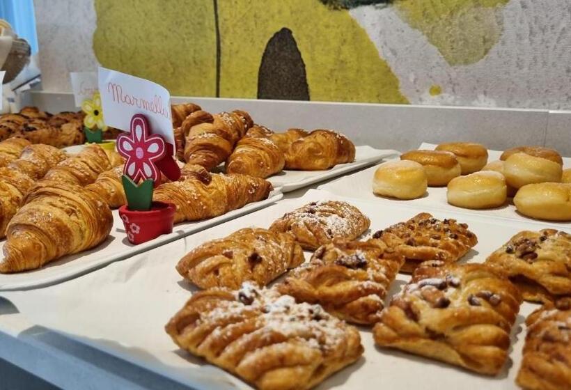 Edison Hotel Seaview & Spa