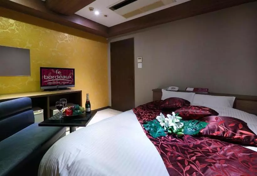 ホテル Le Bordeaux  ル ボルドー