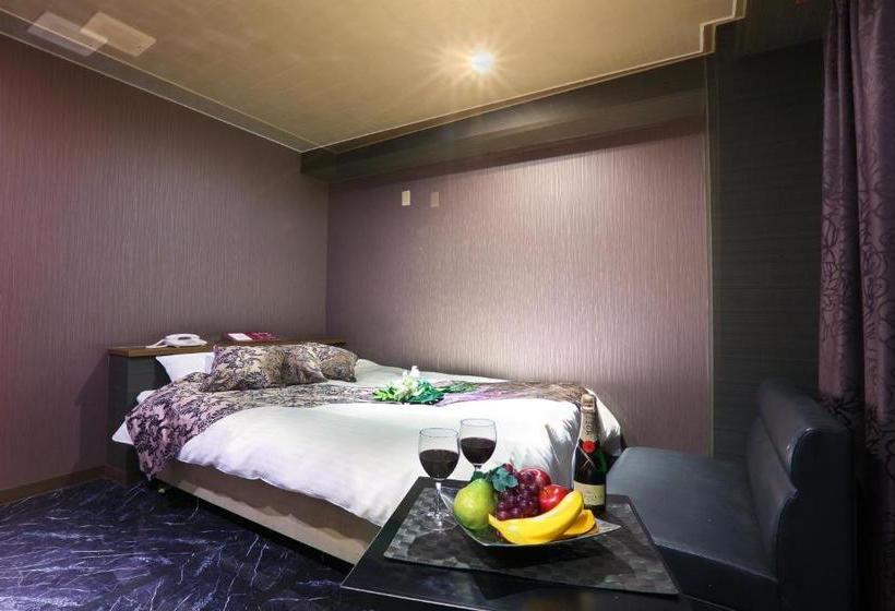 בית מלון כפרי Le Bordeaux ル ボルドー