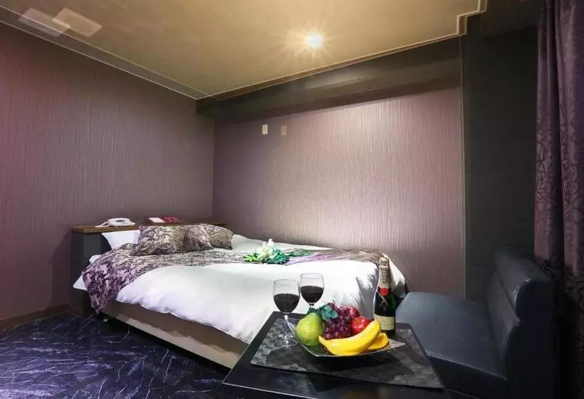 ホテル Le Bordeaux  ル ボルドー