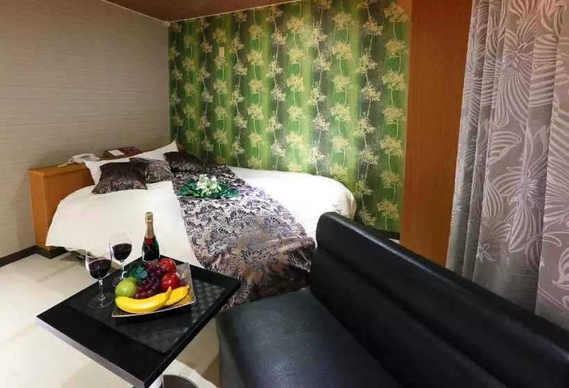 ホテル Le Bordeaux  ル ボルドー