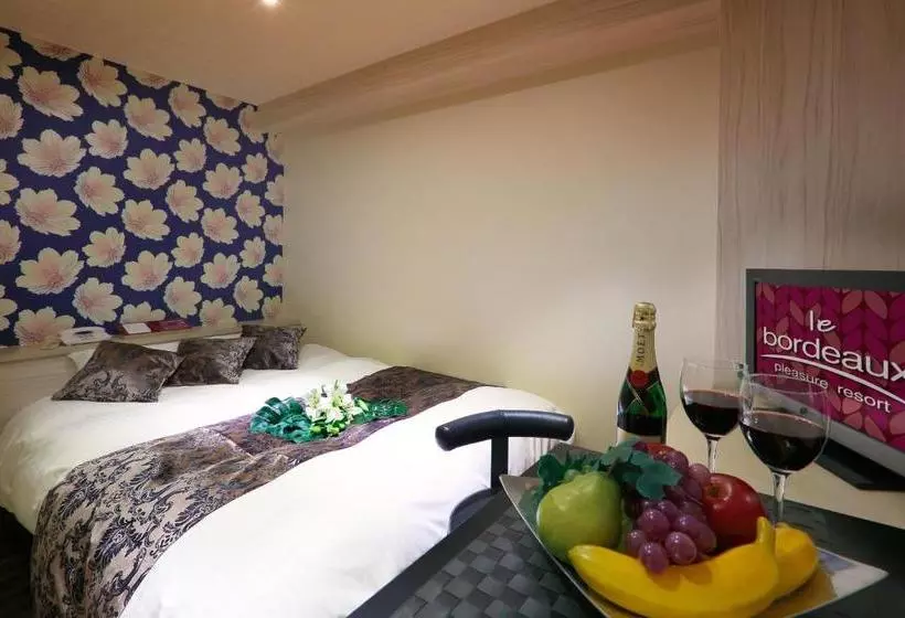 ホテル Le Bordeaux  ル ボルドー