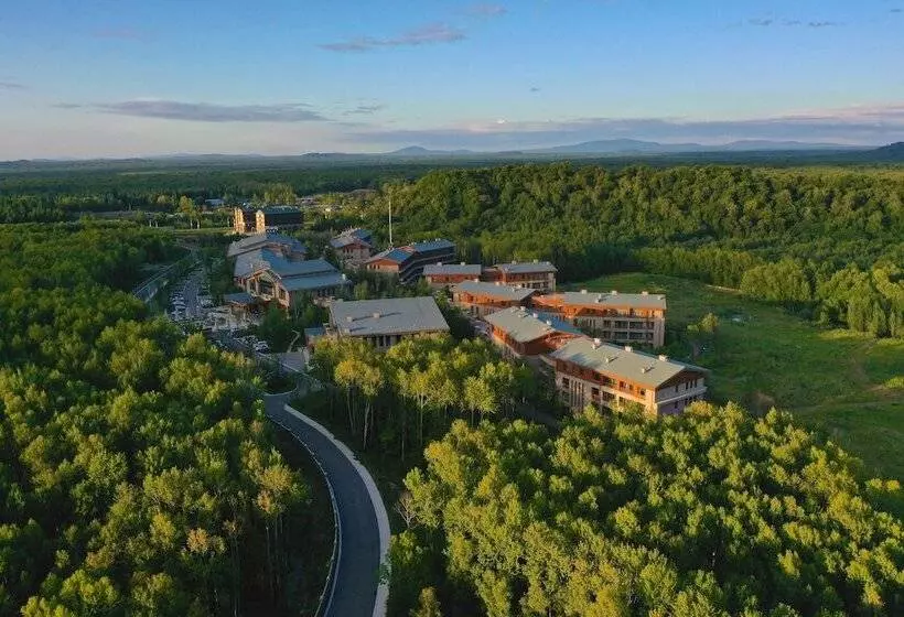 هتل Pullman Changbaishan Resort