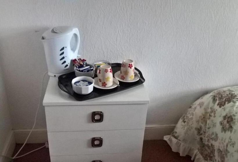 فندق Rhymney House