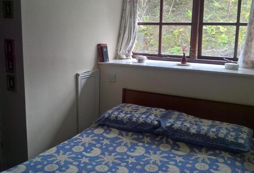 فندق Rhymney House