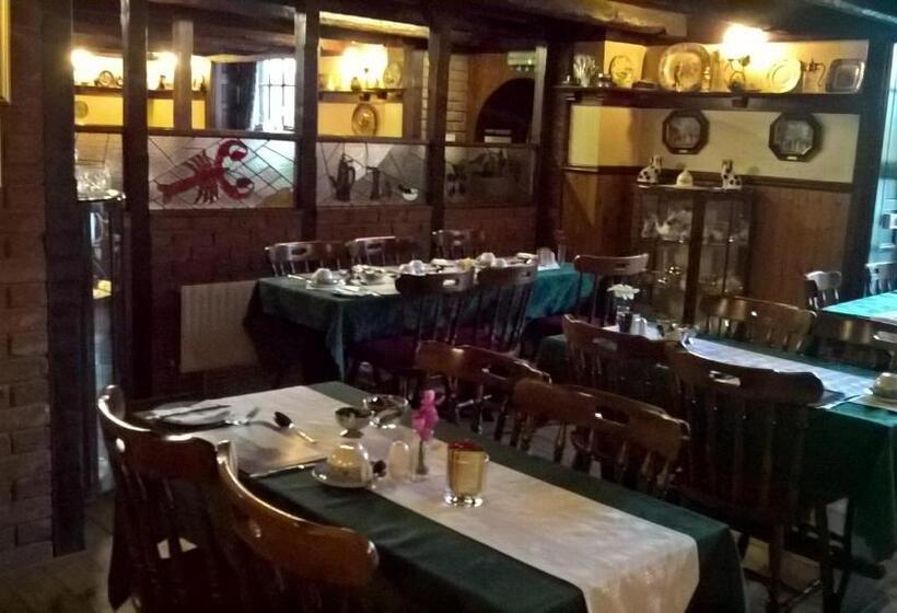 فندق Rhymney House