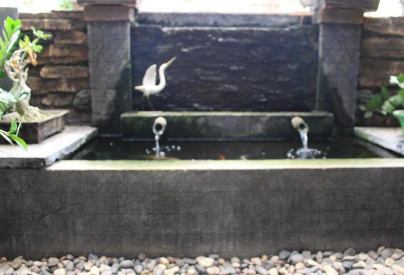 Pensionat Kampoeng Pakis Inn