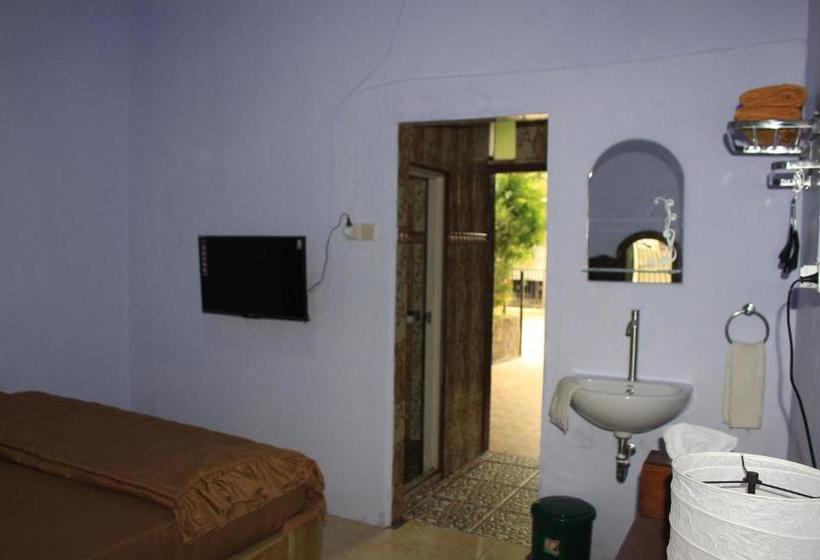 Pensionat Kampoeng Pakis Inn