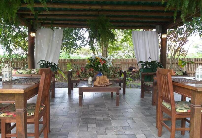 펜션 Pousada Celeiro Do Gutto