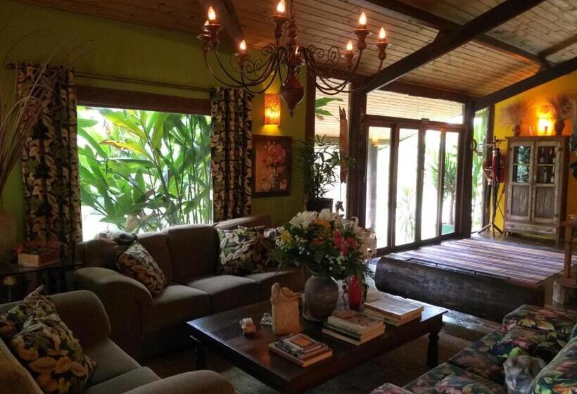 펜션 Pousada Celeiro Do Gutto