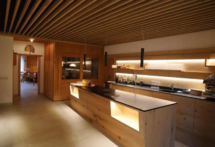 酒店 Lüch Da Grones