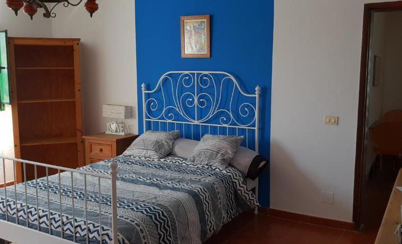 بنسيون Casa Las Vistas