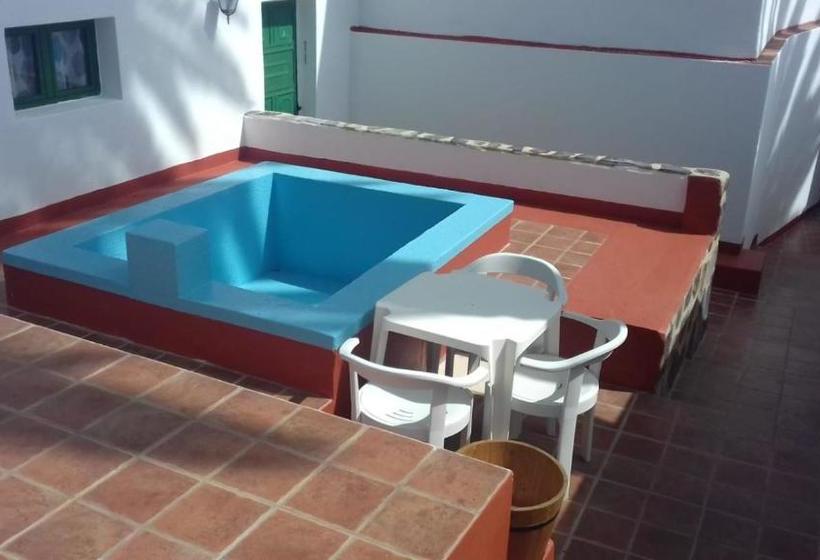 بنسيون Casa Las Vistas