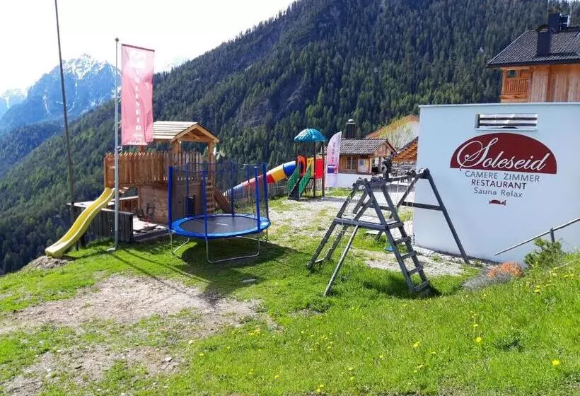 هتل Agriturismo Soleseid