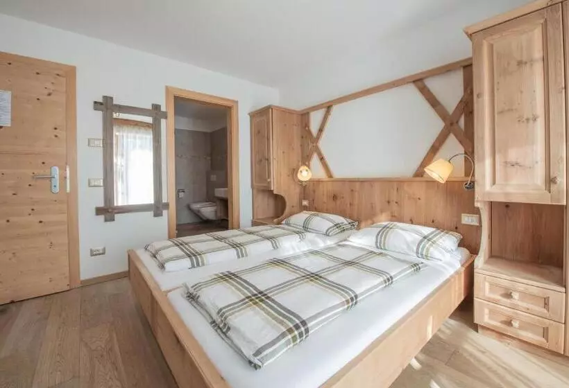 هتل Agriturismo Soleseid