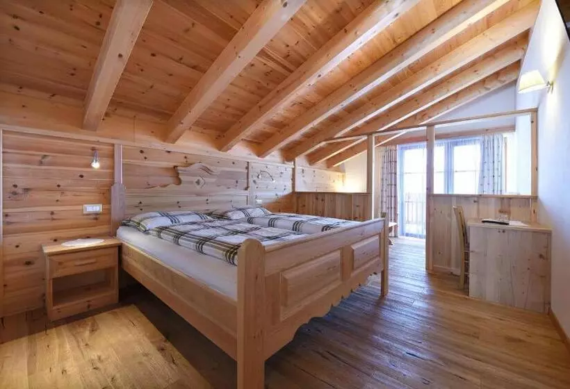 هتل Agriturismo Soleseid