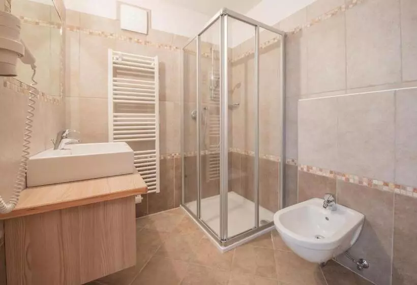 هتل Agriturismo Soleseid