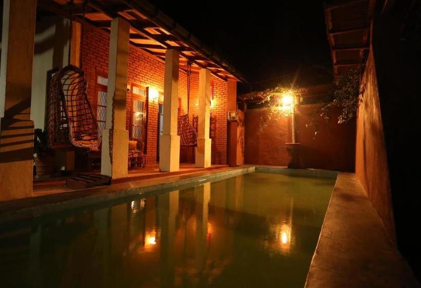 بنسيون Plantation Retreat