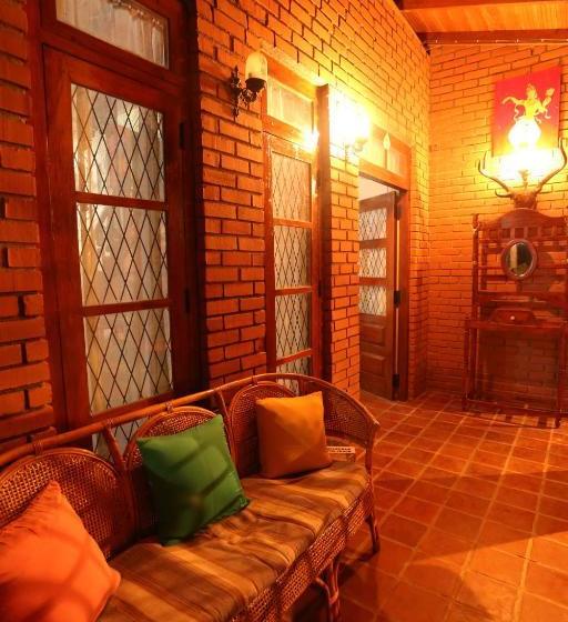 بنسيون Plantation Retreat