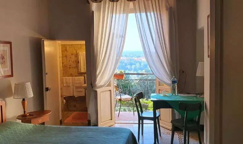 Majatalo Soggiorno Dimora Del Grifo