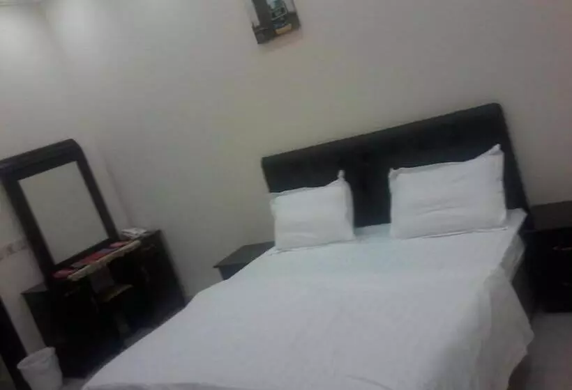 Zaer Al Fakhama Hotel Apartments