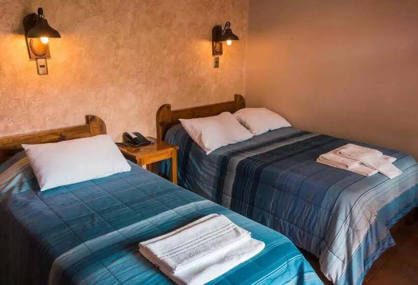 هاستل La Escondida Hostal