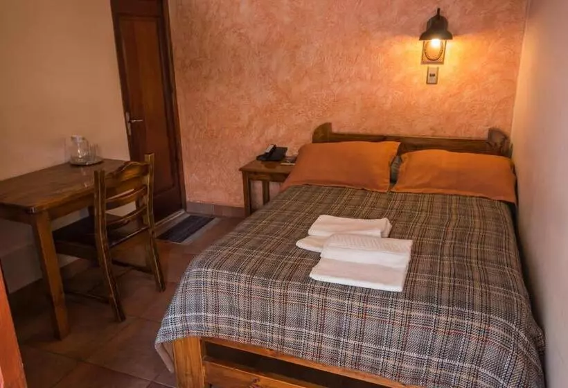 هاستل La Escondida Hostal