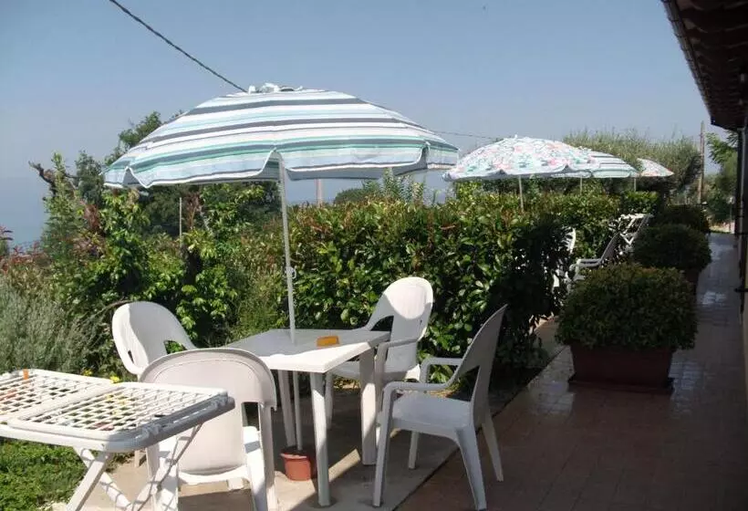 تختخواب و صبحانه Casa Di Lety