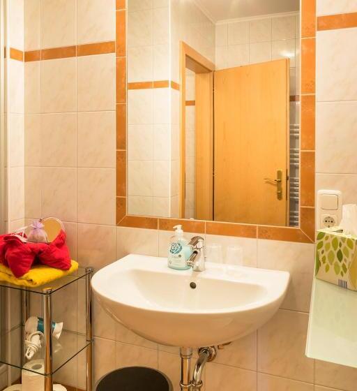 ホテル Bio Bauernhof Obertrattenbachhof