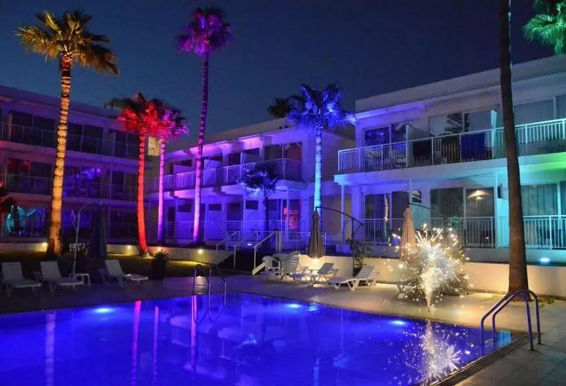 Hotel Lysithea