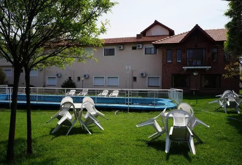 ホテル Mirasierras