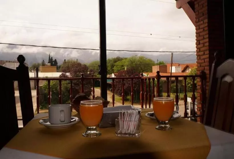 ホテル Mirasierras