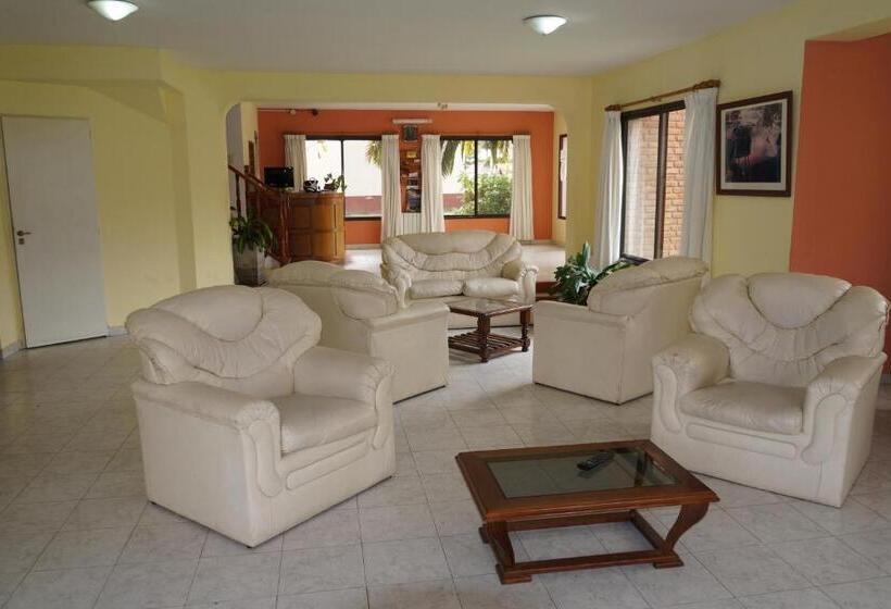 فندق Mirasierras