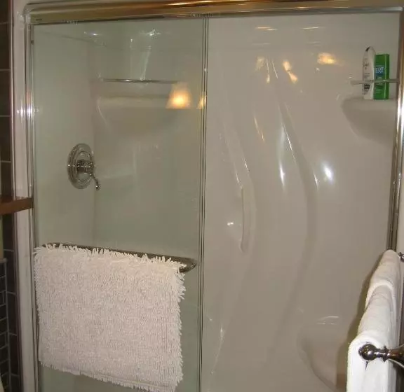 Majatalo Fitzhugh House Guest Accomodation