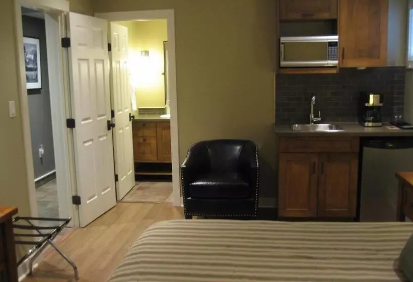 Majatalo Fitzhugh House Guest Accomodation