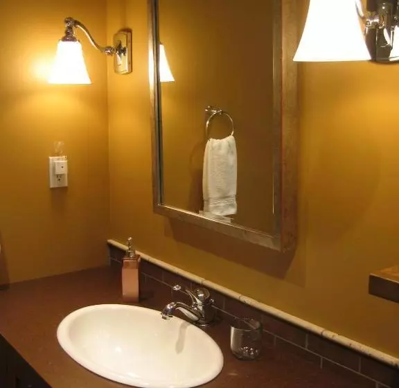 Majatalo Fitzhugh House Guest Accomodation