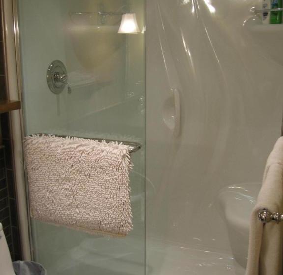 Pension Fitzhugh House Guest Accomodation