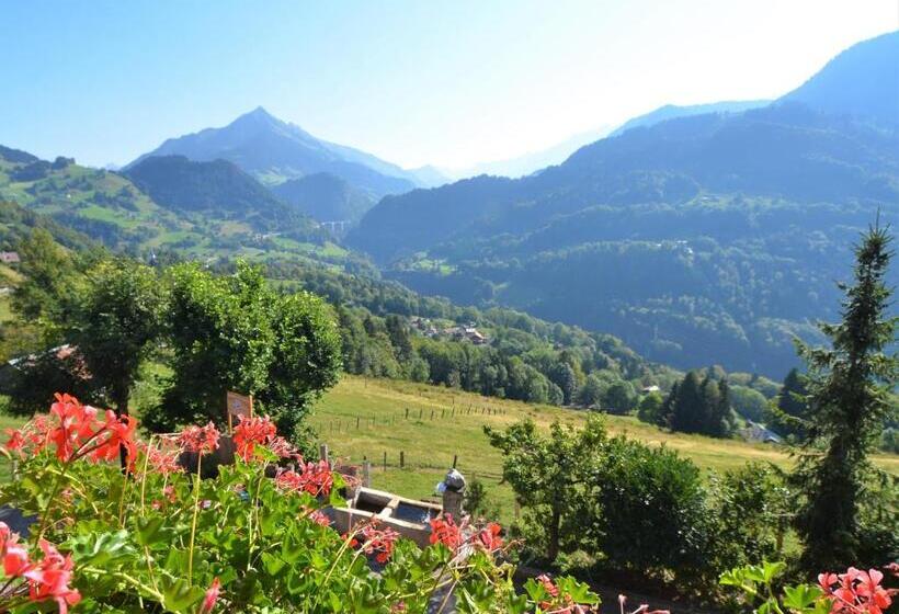 بنسيون Les Chambres Et Roulottes Des Noisetiers