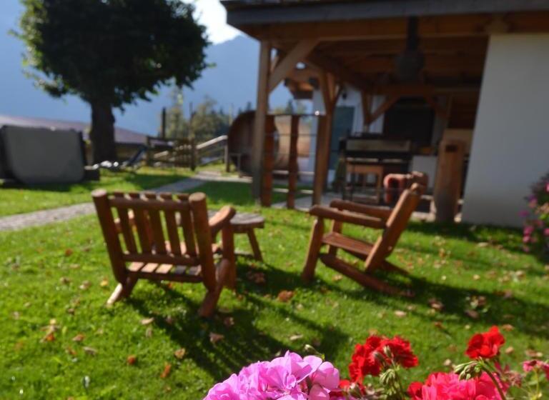 بنسيون Les Chambres Et Roulottes Des Noisetiers