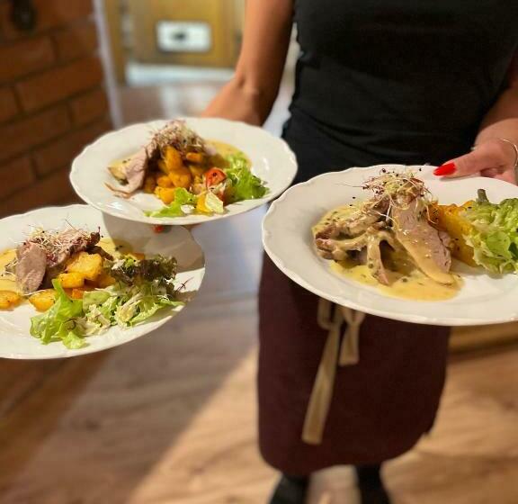 פנסיון Maria Penzion & Restaurant