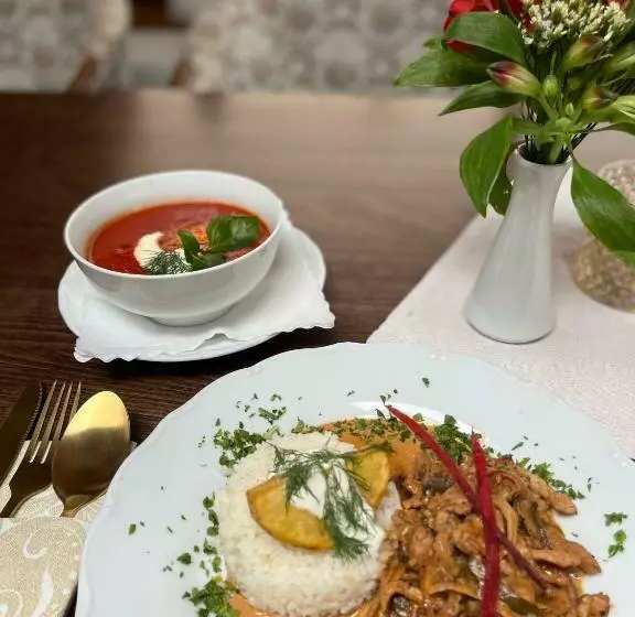 پانسیون Maria Penzion & Restaurant