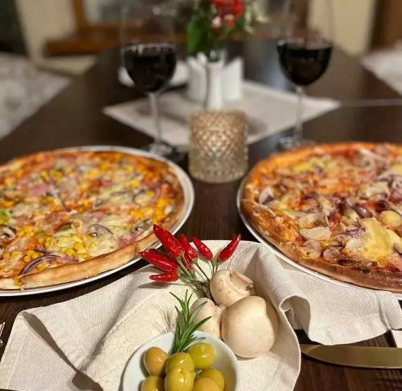 پانسیون Maria Penzion & Restaurant