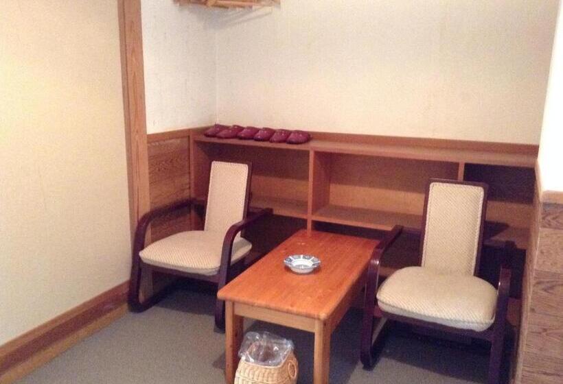 Пансион Resort Inn Chitose